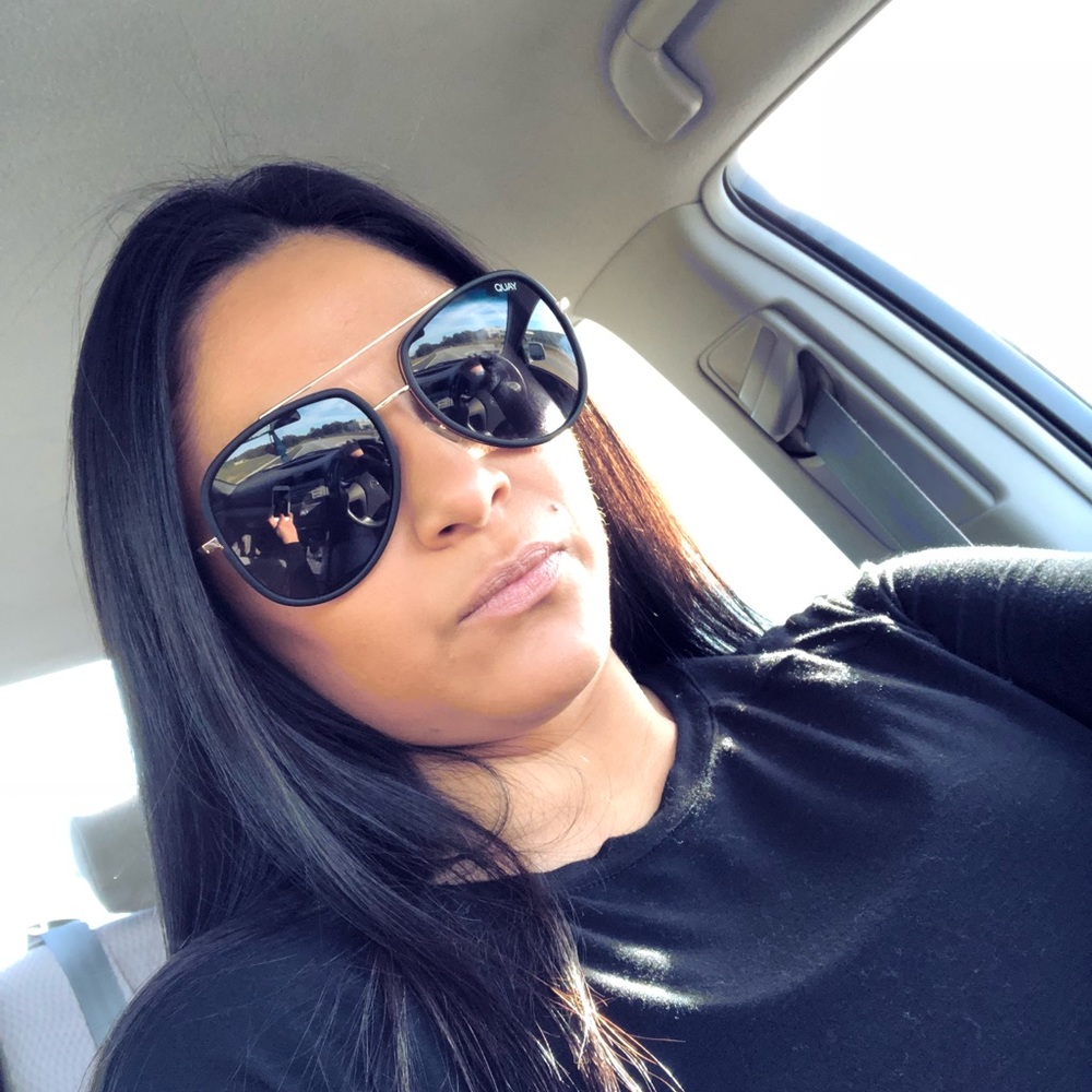 Meet your Posher, Yessica